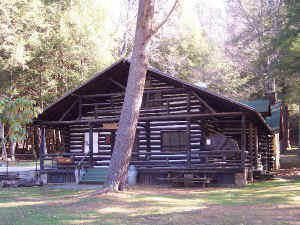 logcabininn.jpg (96939 bytes)
